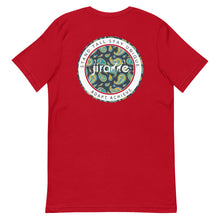 Load image into Gallery viewer, New Paisley jiraffe Tee